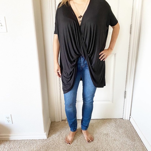 Luxe Draped Relaxed Oversized Short Sleeve Tunic Black Size Small - Picture 7 of 8